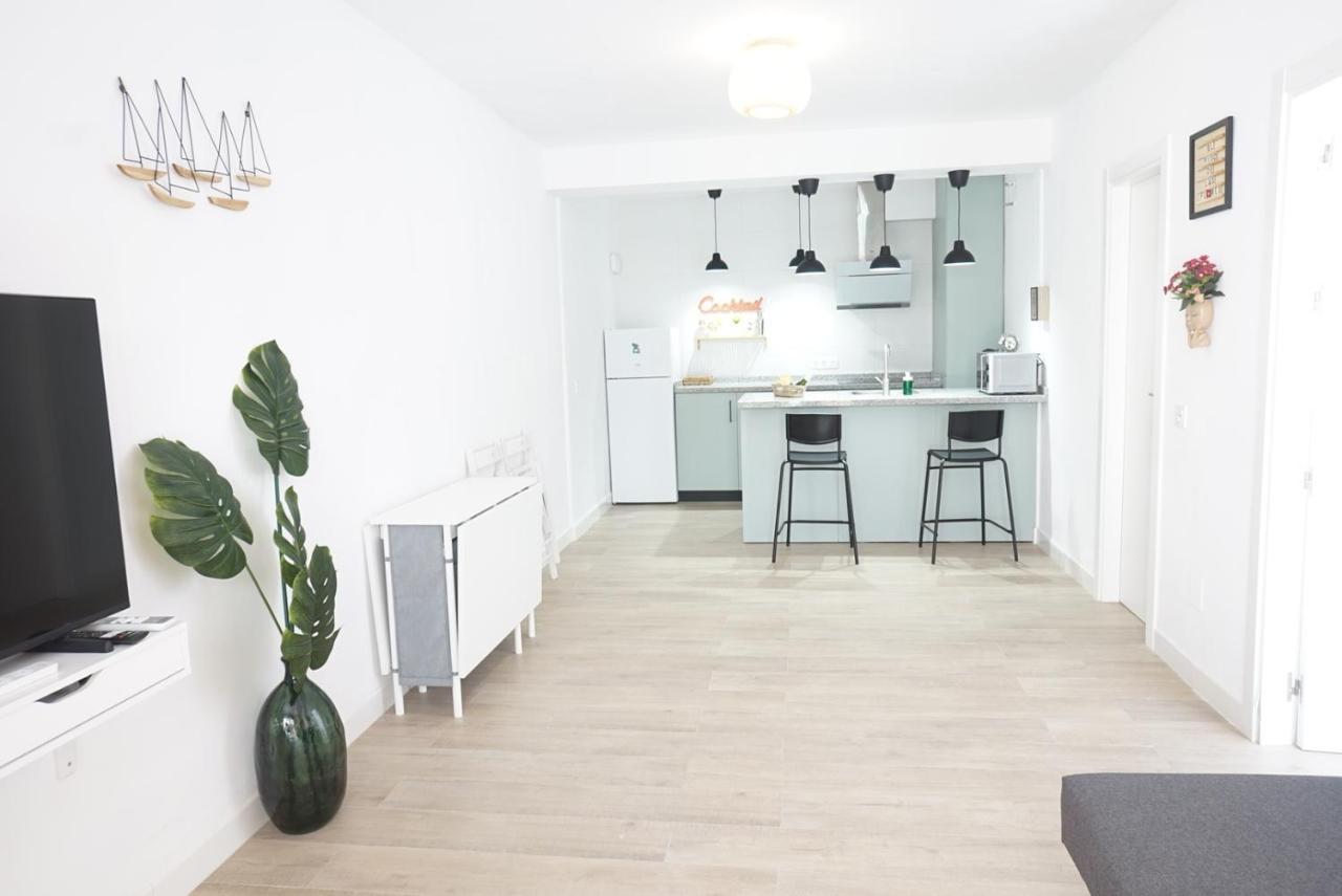 Playa, Piscina Y Relax En Este Coqueto Apartamento En نيرخا المظهر الخارجي الصورة
